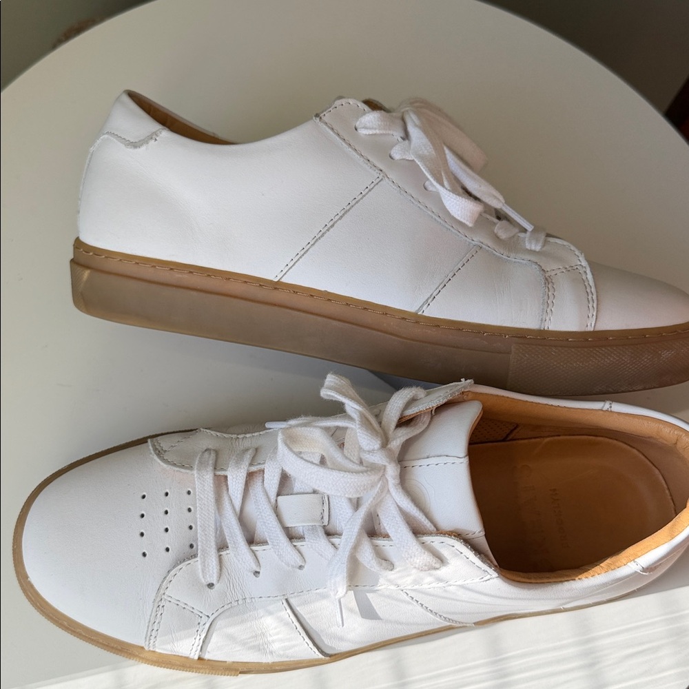 Greats Royale White Leather Sneakers Gum Sole Men’s Size 7 Minimalist — image 8 of 8